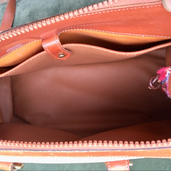 Dooney & Bourke leather VINTAGE bag hand / shoulder purse white tan - Picture 6 of 8